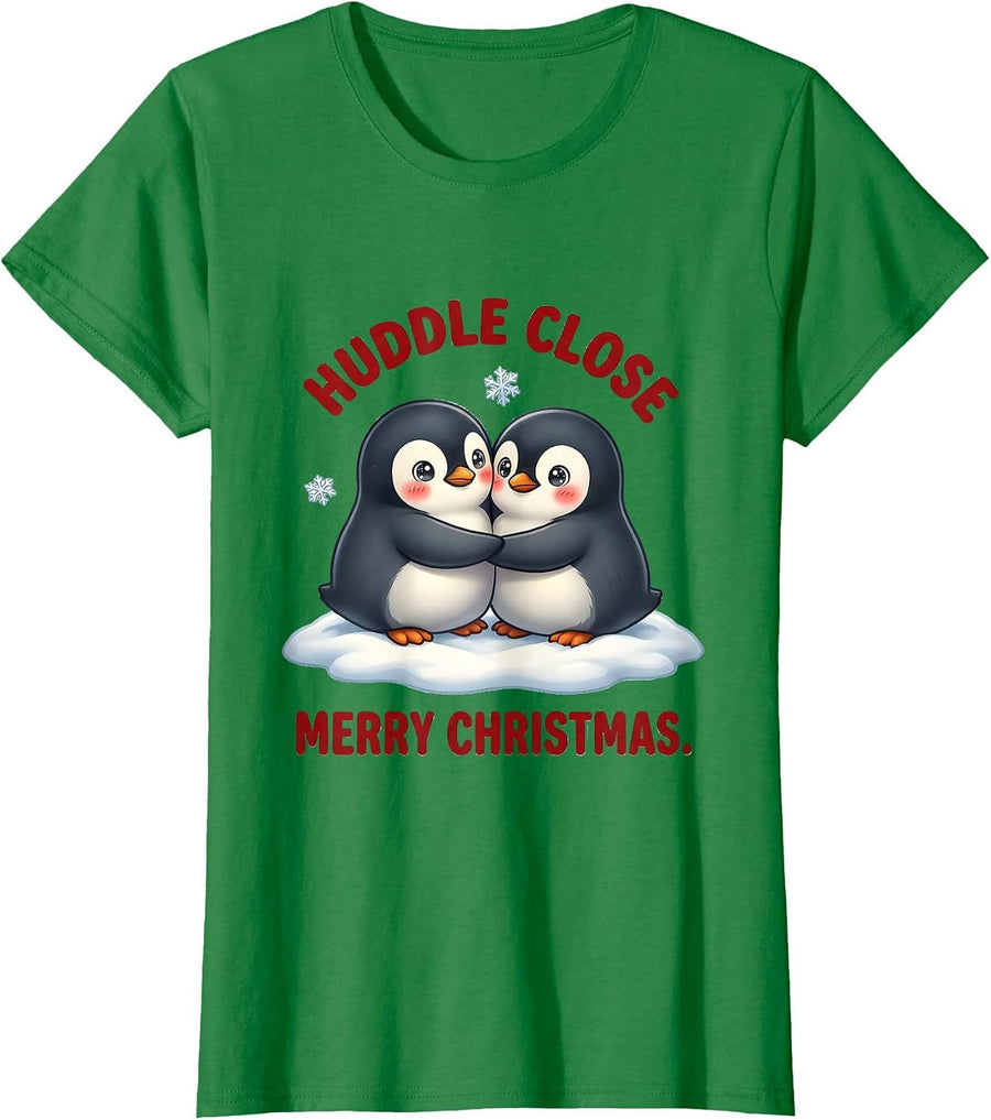 Women's Huddle Close Merry Christmas Cute Kawaii Penguin Lover Gift T-Shirt - Kelly Green