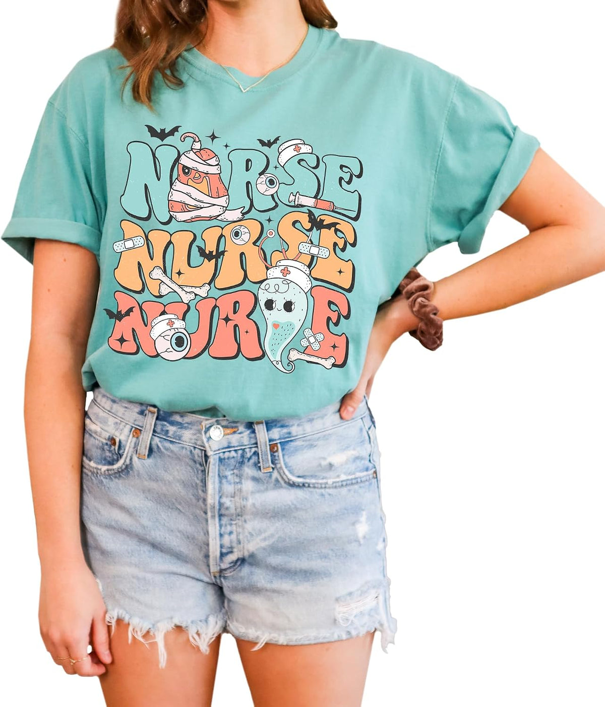 Halloween Nurse T-Shirt, Unisex Shirt for Nurse Retro Look Oversized Graphic Tee, 100% Cotton Premium Quality, Gift for Her